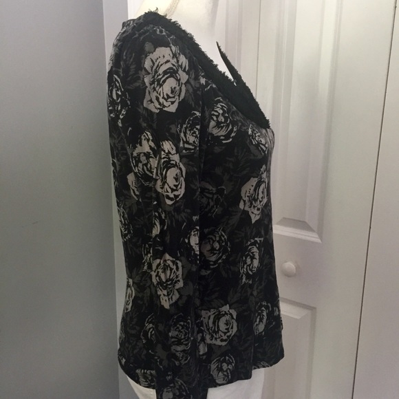 Elle Long sleeve flowered blouse - Picture 5 of 8